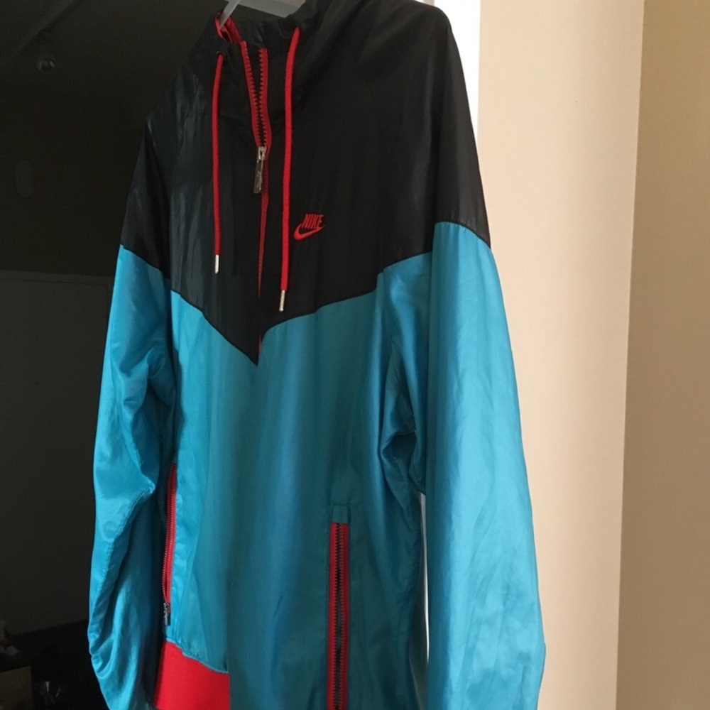 Nike N7 Windbreaker